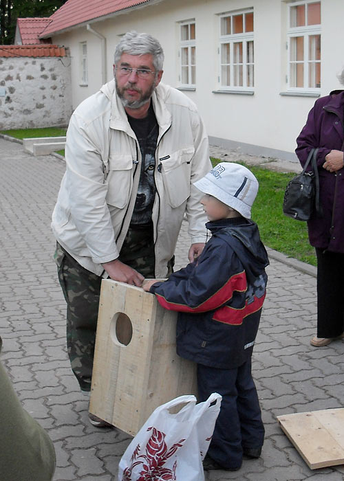 Kaks generatsiooni
Eedi ja Mihkel

EOÜ suvepäevad 2009

Kuido Kõiv
Keywords: birders