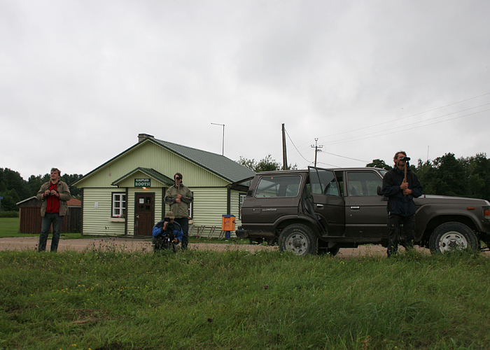 Estonian Open Kihnus
Team RC & Pets ootavad Rootsiküla poe avamist. August, 2008.

UP
Keywords: birders