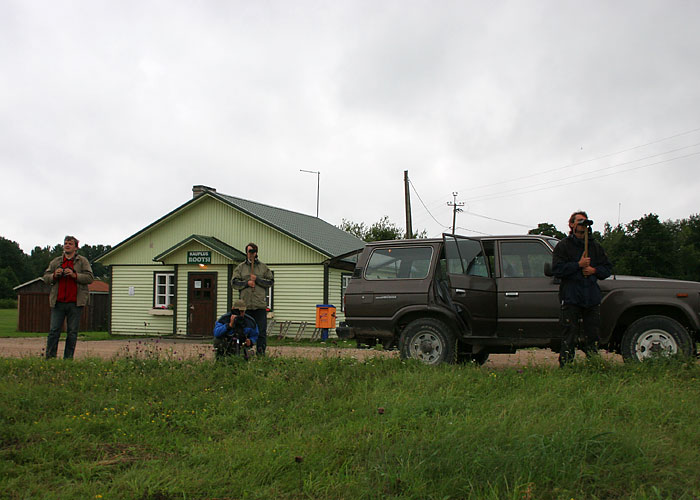 Kihnu birding
RC&Pets Kihnu poe ees staiamas. August 2008.

UP
Keywords: birders