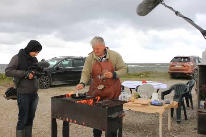 Estonian Open 2025
Peeter Raudsepp grillib, Osoon filmib.

Marika Mann
Keywords: birders